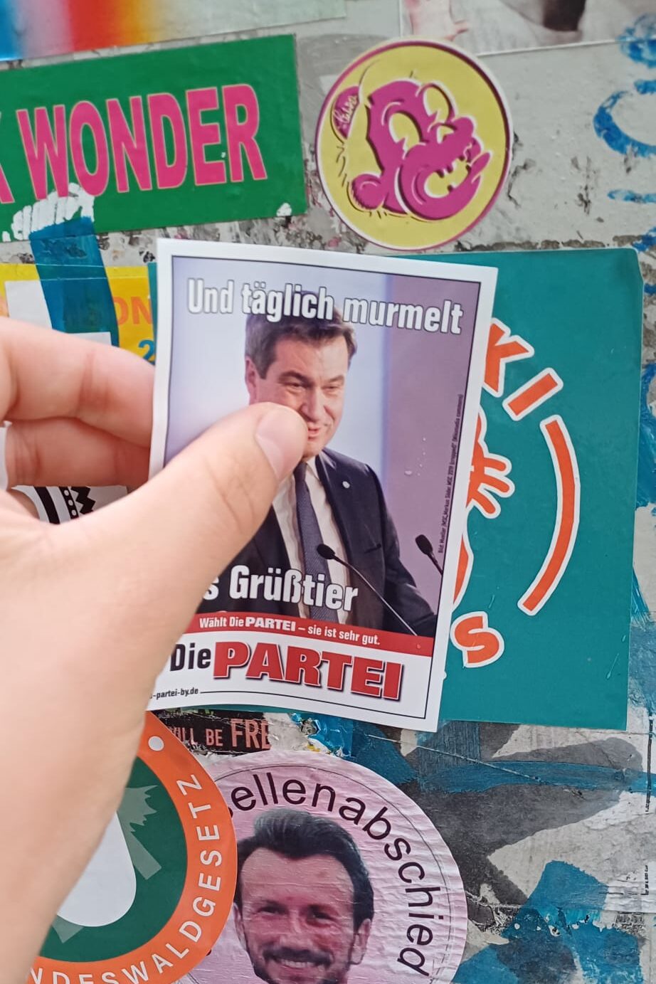Natürlich mussten wir unser Revier mit Stickern markieren!